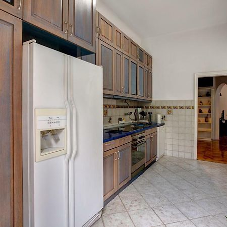 Dora Apartment Belgrade Luaran gambar