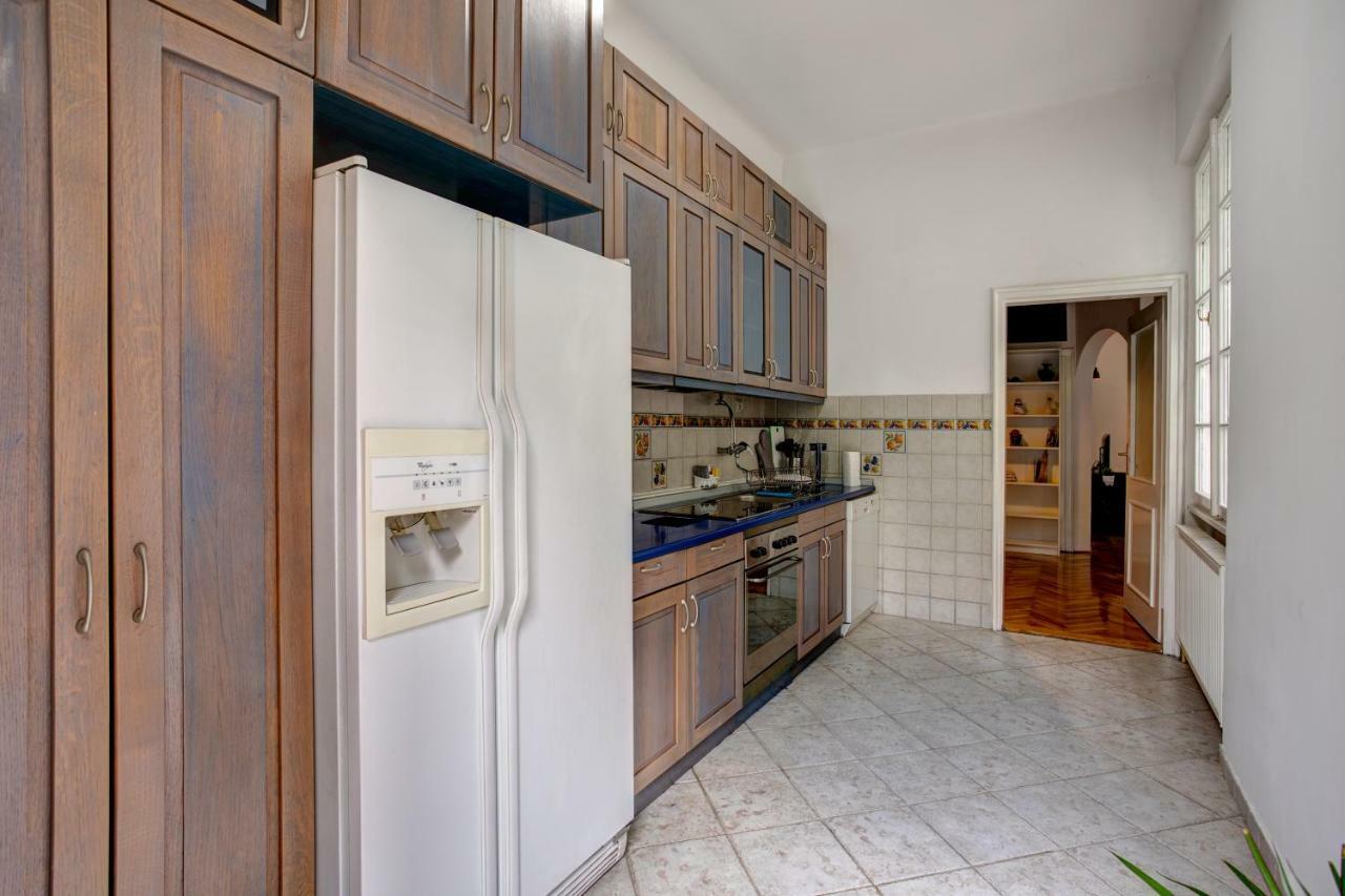 Dora Apartment Belgrade Luaran gambar