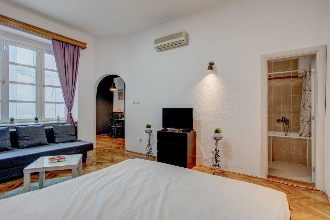 Dora Apartment Belgrade Luaran gambar