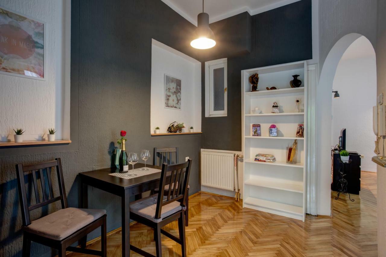 Dora Apartment Belgrade Luaran gambar