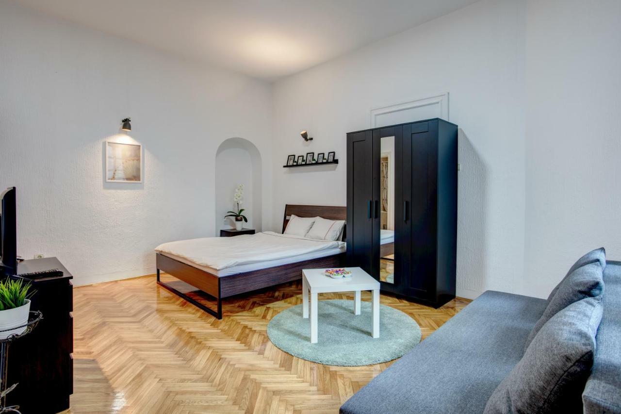 Dora Apartment Belgrade Luaran gambar